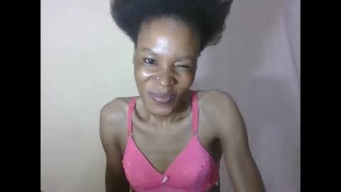 ESTHER online show from May 7, 2026, 1:55 am