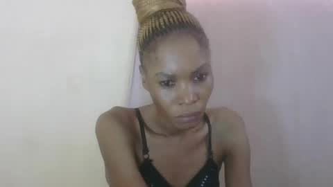 Snapshot of sweetpetite254 chatting on July 9, 2026, 7:01 am ESTHER online show from July 9, 2026, 7:01 am
