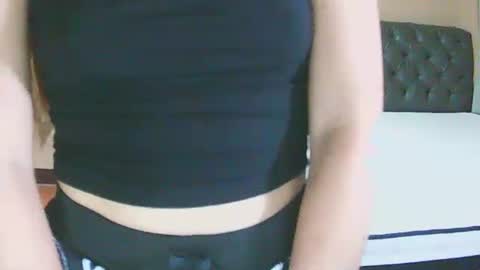 sweetpiax69 online show from March 1, 2025, 5:27 pm