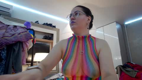 SweetRaisa online show from January 2, 2025, 8:24 pm