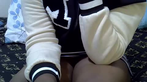 sweetrita1 online show from April 16, 2026, 7:25 pm