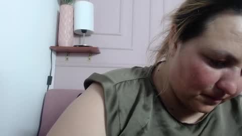 Snapshot of sweetrouse__ chatting on September 25, 2025, 1:59 pm Call me Rouse online show from September 25, 2025, 1:59 pm
