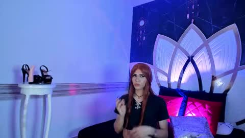 sweets_anie online show from September 12, 2025, 8:09 pm