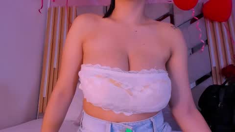 Snapshot of sweetsalome_01 chatting on February 19, 2026, 12:01 pm sweetsalome_01 online show from February 19, 2026, 12:01 pm