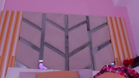 Snapshot of sweetsalome_01 chatting on February 25, 2026, 12:15 pm sweetsalome_01 online show from February 25, 2026, 12:15 pm