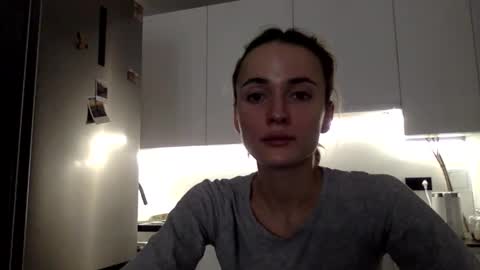 sweetsatalana online show from February 14, 2026, 10:28 pm