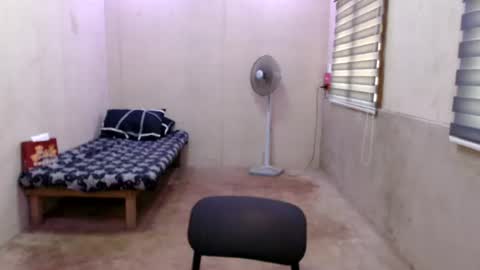 Sweet online show from August 6, 2026, 4:14 am