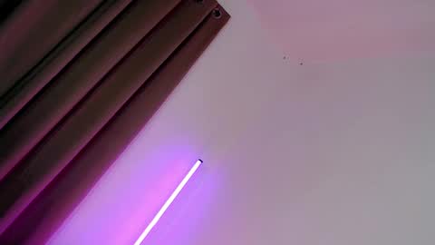 JUST CALL ME BABE online show from March 5, 2025, 1:28 pm