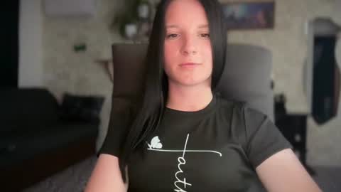 Sweet Shy online show from June 11, 2026, 6:17 pm