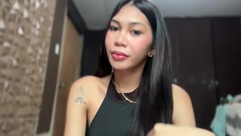 Snapshot of sweetstares chatting on October 29, 2025, 3:31 am yanny online show from October 29, 2025, 3:31 am