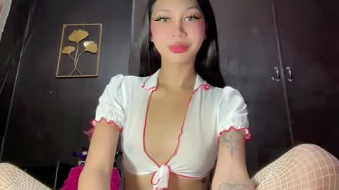 yanny online show from May 17, 2026, 3:26 am