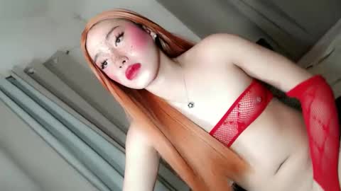 Snapshot of sweetsugarplum1 chatting on April 18, 2026, 3:21 am FATIMA online show from April 18, 2026, 3:21 am