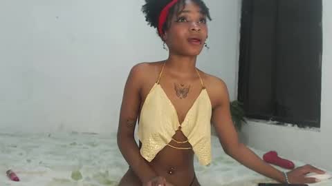 Snapshot of sweett_19 chatting on December 4, 2024, 6:22 am Andrea online show from December 4, 2024, 6:22 am