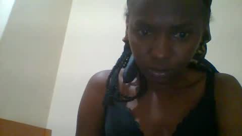 Snapshot of sweett_kimmie chatting on April 21, 2026, 6:12 pm sweett_kimmie online show from April 21, 2026, 6:12 pm