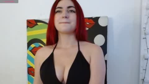 Snapshot of sweett_minionn chatting on January 8, 2025, 8:50 pm IG valeen mo Vale My schedule Monday to Friday900 am - 300 pm online show from January 8, 2025, 8:50 pm