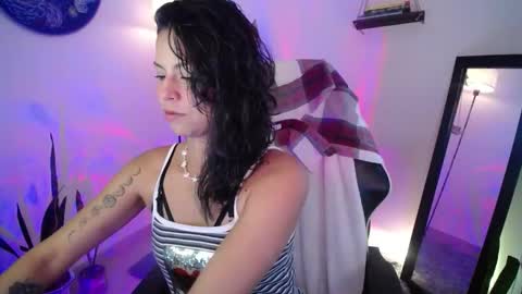 Snapshot of sweettianna chatting on September 29, 2025, 2:22 pm  shamanta Independent modelHelp me reach 100 thumbs up  online show from September 29, 2025, 2:22 pm
