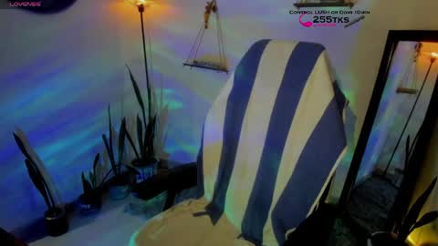 Snapshot of sweettianna chatting on May 10, 2026, 3:44 am shamanta Independent modelHelp me reach 100 thumbs up online show from May 10, 2026, 3:44 am