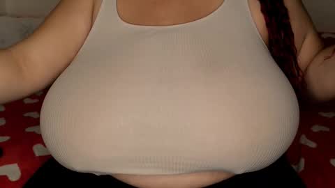 Snapshot of sweettm chatting on December 22, 2025, 9:45 pm Maya online show from December 22, 2025, 9:45 pm