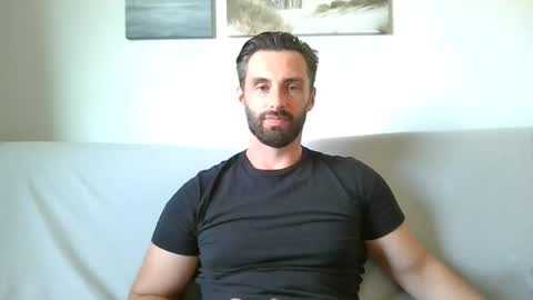 Snapshot of sweettom69 chatting on July 16, 2026, 10:10 am Tom online show from July 16, 2026, 10:10 am