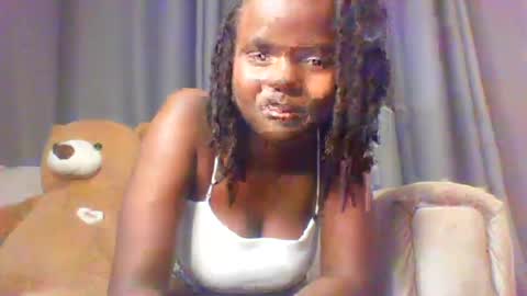 sweettreat77 online show from June 9, 2026, 7:14 pm