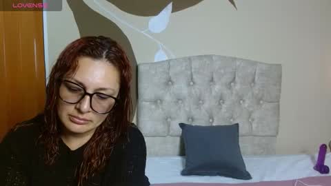 Scarlet online show from October 6, 2025, 7:00 pm