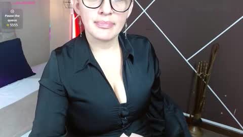 Scarlet online show from October 17, 2025, 11:24 am