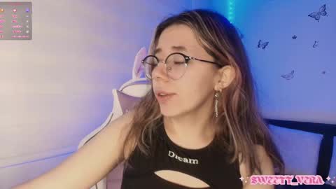 Snapshot of sweettvera_ chatting on October 17, 2025, 10:51 am Veronica Independent Model online show from October 17, 2025, 10:51 am