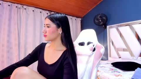 ALONDRA online show from March 2, 2025, 7:43 am