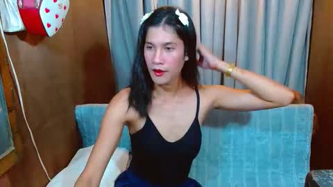 sweetvictoria2000 online show from March 5, 2026, 8:32 am