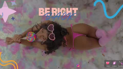 sweetviolet___ online show from April 28, 2026, 12:10 pm