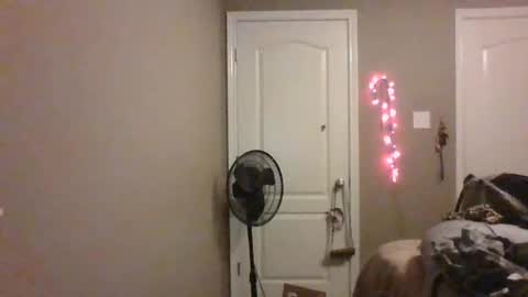 sweetwendi15 online show from March 4, 2025, 8:24 am