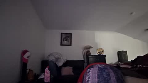 sweetwendi15 online show from April 29, 2026, 4:11 pm