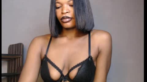 sweetxxboobsx online show from May 2, 2026, 8:08 am