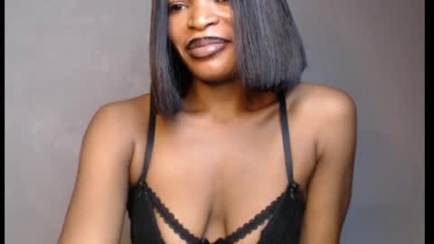 sweetxxboobsx online show from May 4, 2026, 8:32 am