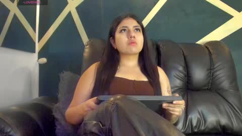 Ashley 3 online show from February 22, 2025, 12:08 pm