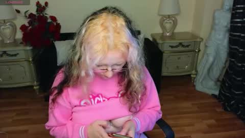 Hot Candy online show from September 22, 2025, 4:14 am