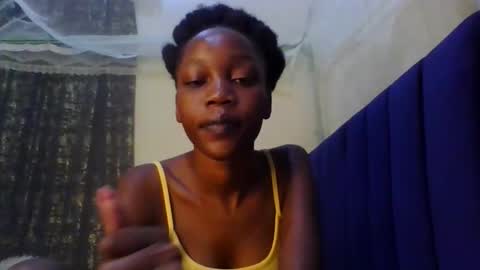 Snapshot of sweety_melanin chatting on May 6, 2026, 12:19 am Vickky online show from May 6, 2026, 12:19 am
