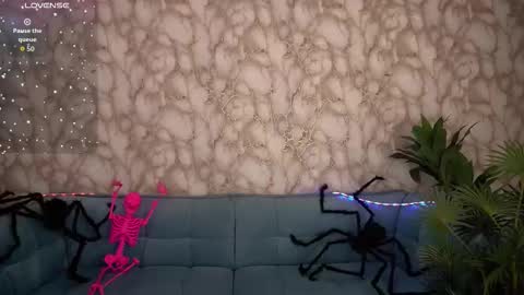 Snapshot of sweety_one_ chatting on October 24, 2025, 1:29 pm Sweety one  online show from October 24, 2025, 1:29 pm