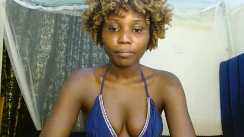 Snapshot of sweety_spixxy chatting on May 11, 2026, 10:21 am Dolly online show from May 11, 2026, 10:21 am