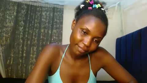 Snapshot of sweety_spixxy chatting on May 13, 2026, 7:00 pm Dolly online show from May 13, 2026, 7:00 pm