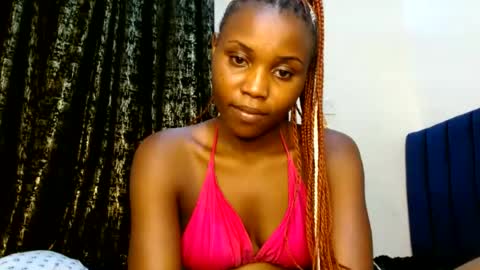 Snapshot of sweety_spixxy chatting on June 13, 2026, 6:17 pm Dolly online show from June 13, 2026, 6:17 pm