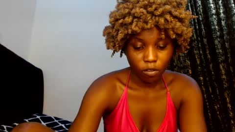Snapshot of sweety_spixxy chatting on July 28, 2026, 1:32 pm Dolly online show from July 28, 2026, 1:32 pm
