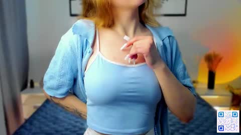 Snapshot of sweety_xis chatting on October 13, 2025, 10:59 am Bella . online show from October 13, 2025, 10:59 am