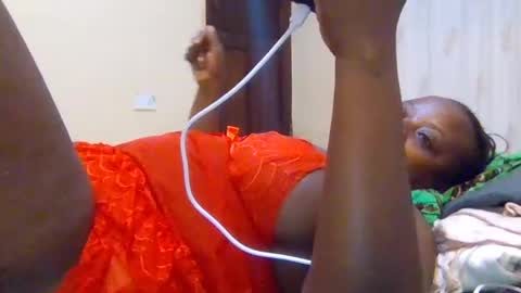 sweetyass25 online show from June 15, 2026, 6:43 pm