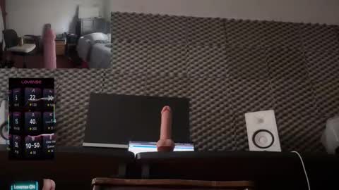 sweetyassboy69 online show from April 2, 2026, 11:02 pm