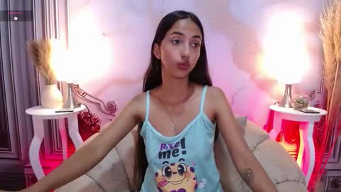 Snapshot of sweetylally chatting on September 29, 2025, 12:10 pm LAURA online show from September 29, 2025, 12:10 pm