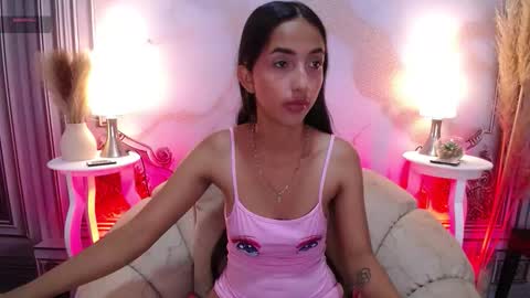 Snapshot of sweetylally chatting on October 2, 2025, 11:50 am LAURA online show from October 2, 2025, 11:50 am
