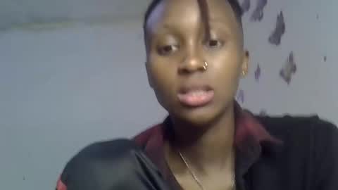 sweetypussy01 online show from October 7, 2025, 7:33 pm