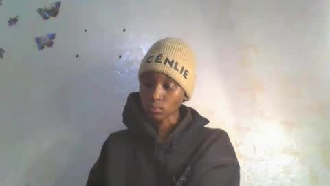 sweetypussy01 online show from October 13, 2025, 6:19 pm