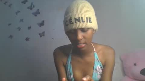 sweetypussy01 online show from October 29, 2025, 7:04 pm